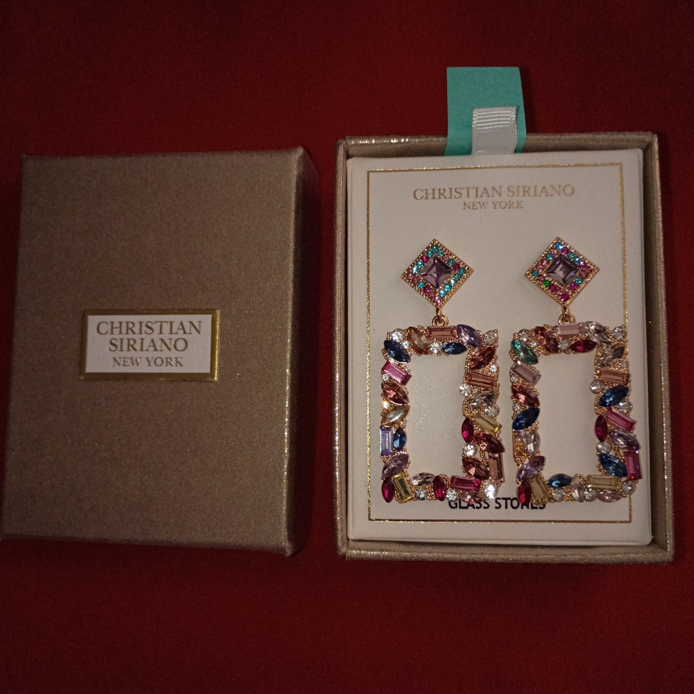 Authentic NIB - Picture 5 of 5